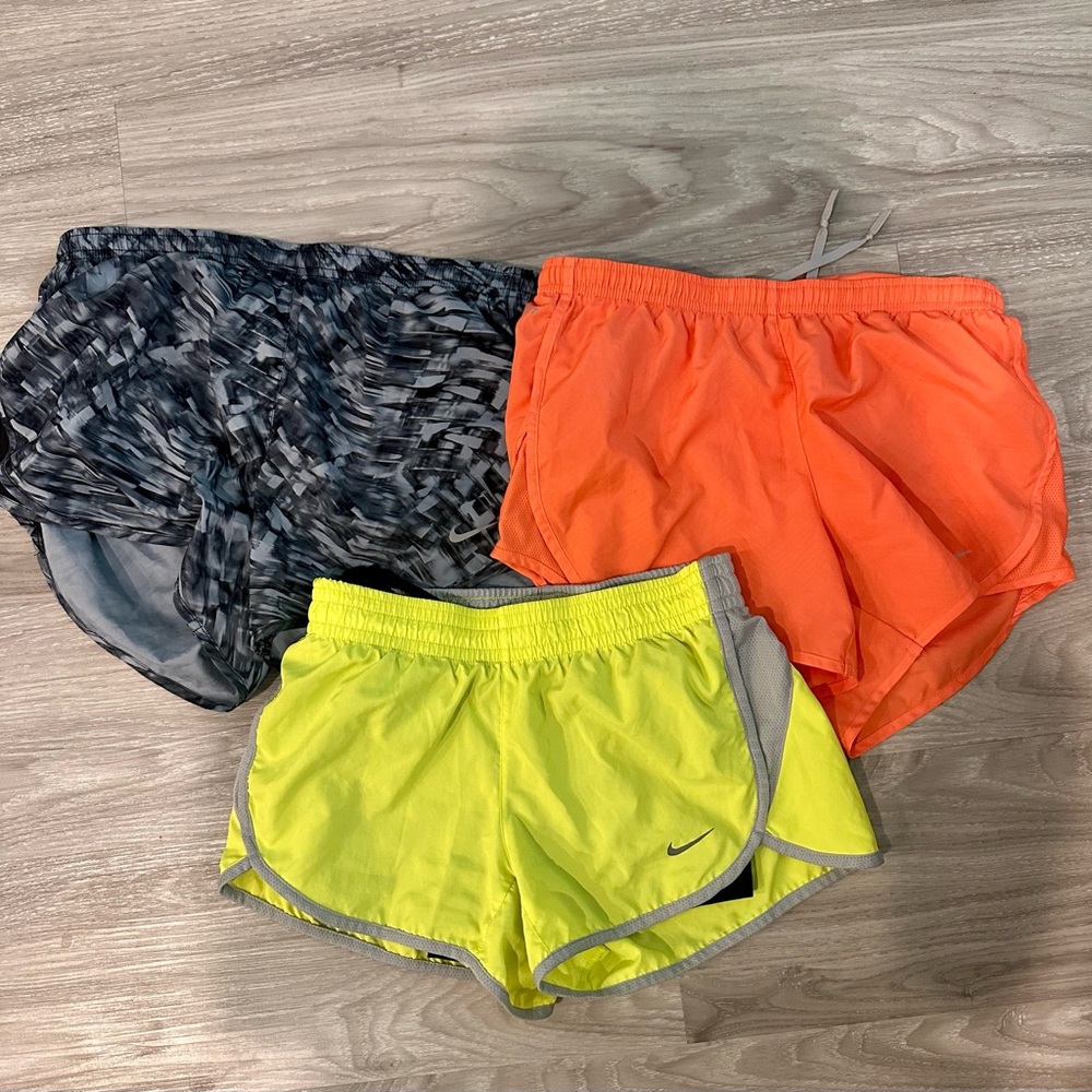 Women’s Nike Shorts Bundle (3) - S & XS